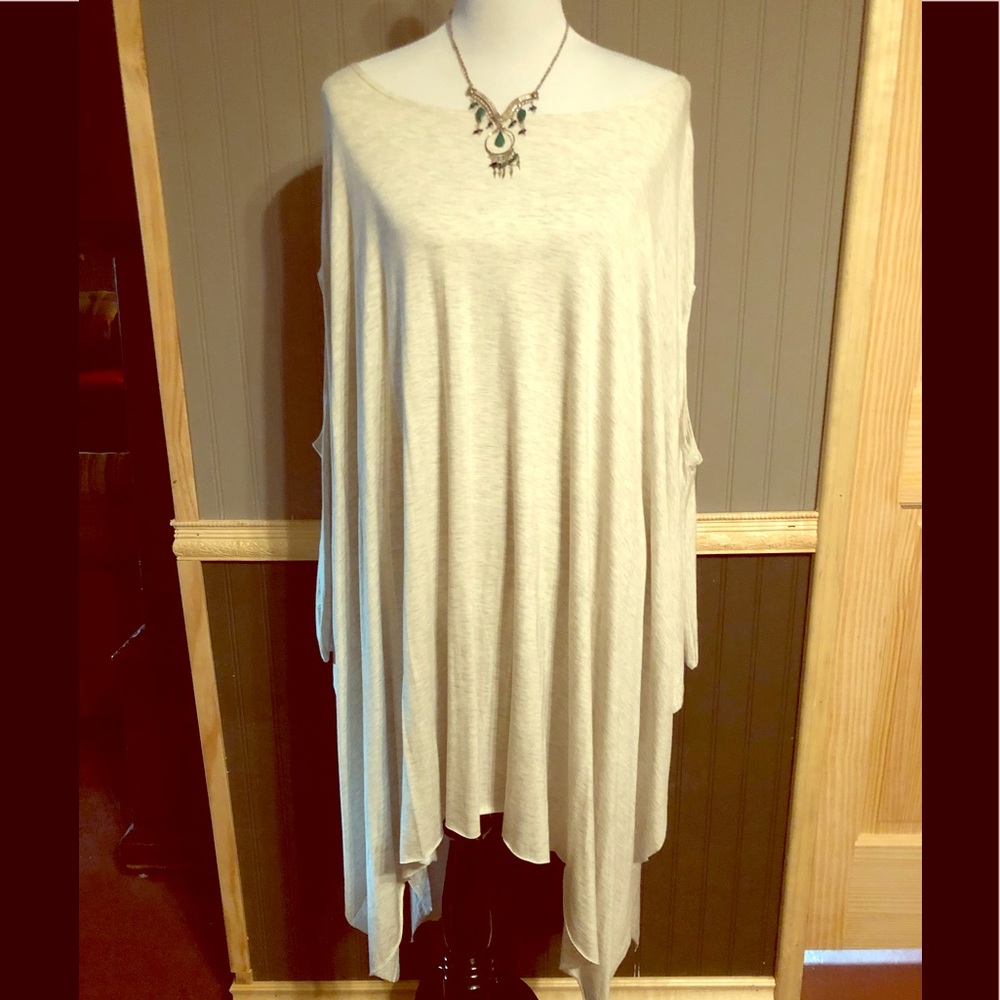 GREAT Price! Heather Gray Boho Tunic (Oatmeal)